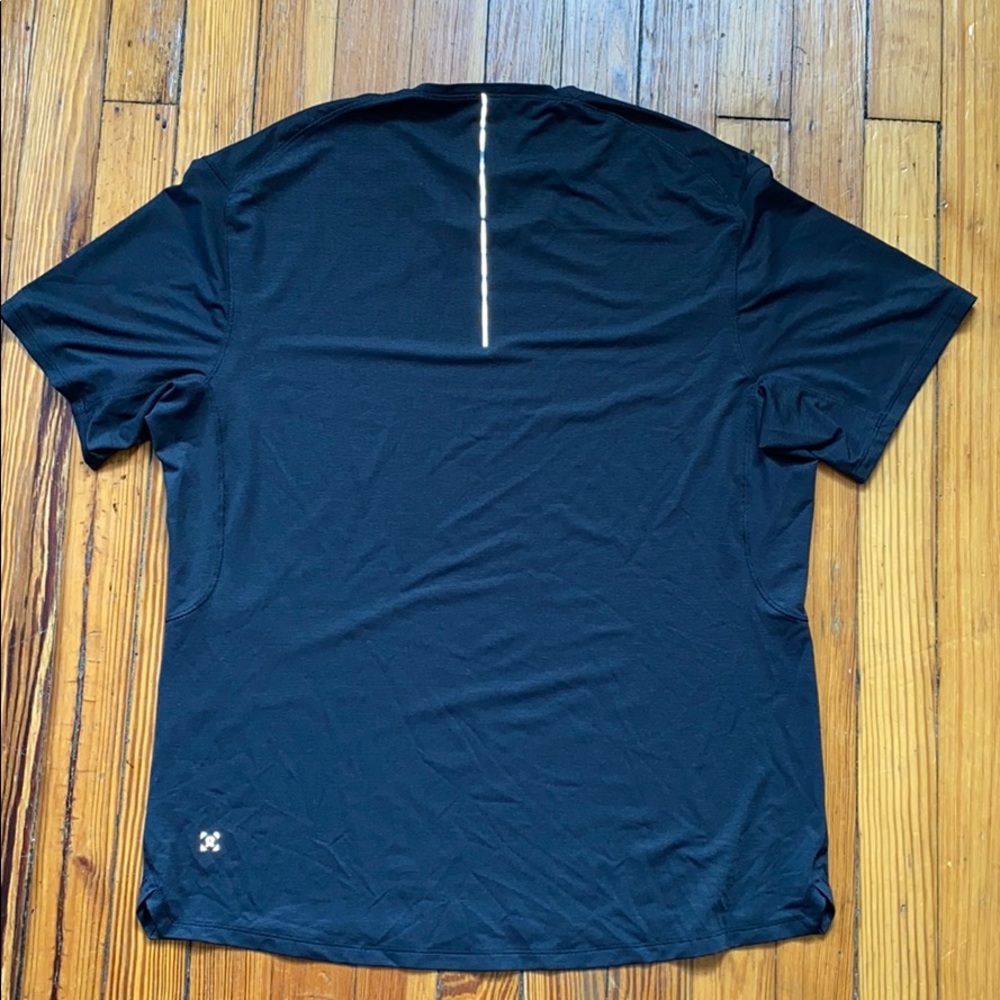 Lululemon dri-fit Running Shirt